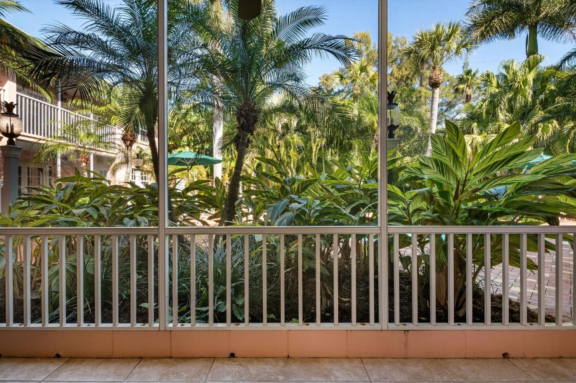 Siesta Key Inn Exteriör bild