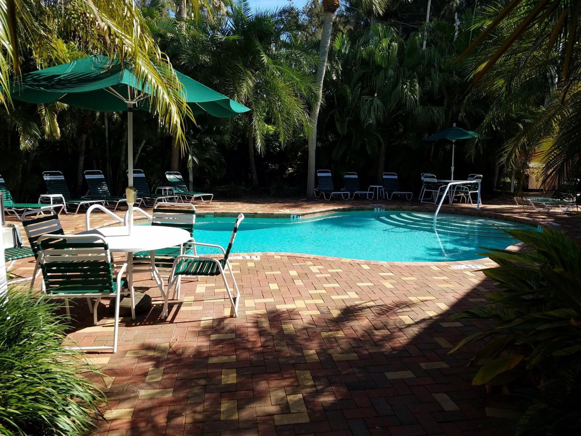 Siesta Key Inn Exteriör bild